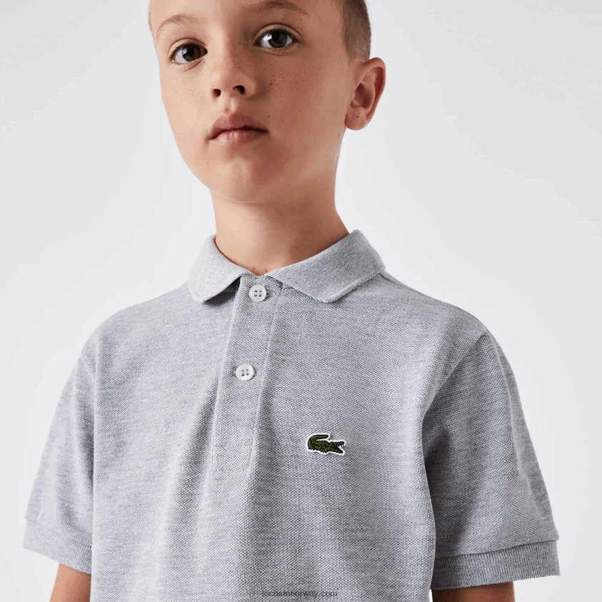 Lacoste petit pique polo med vanlig passform 4J4X0T3126 grå kine cca barn