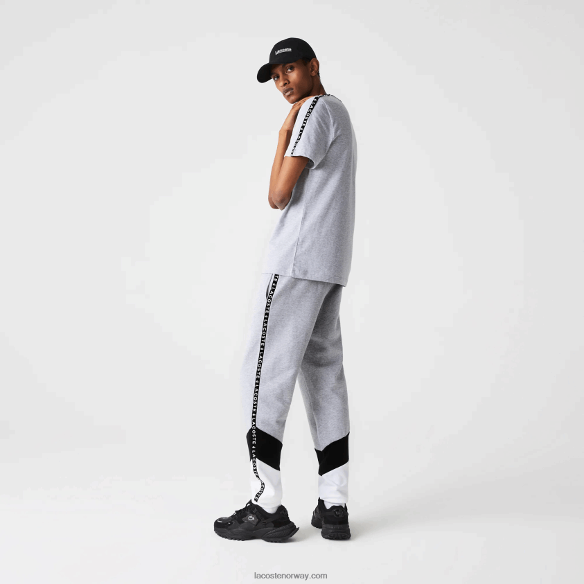 Lacoste signaturstriete joggebukser i fargeblokk i fleece 4J4X0T1148 grå kine svart hvit sj1 menn