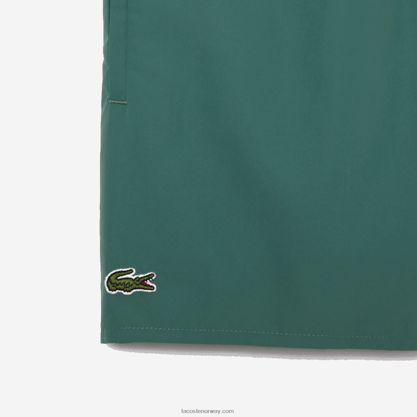 Lacoste lett hurtigtørkende badeshorts 4J4X0T546 kakigrønn wij menn